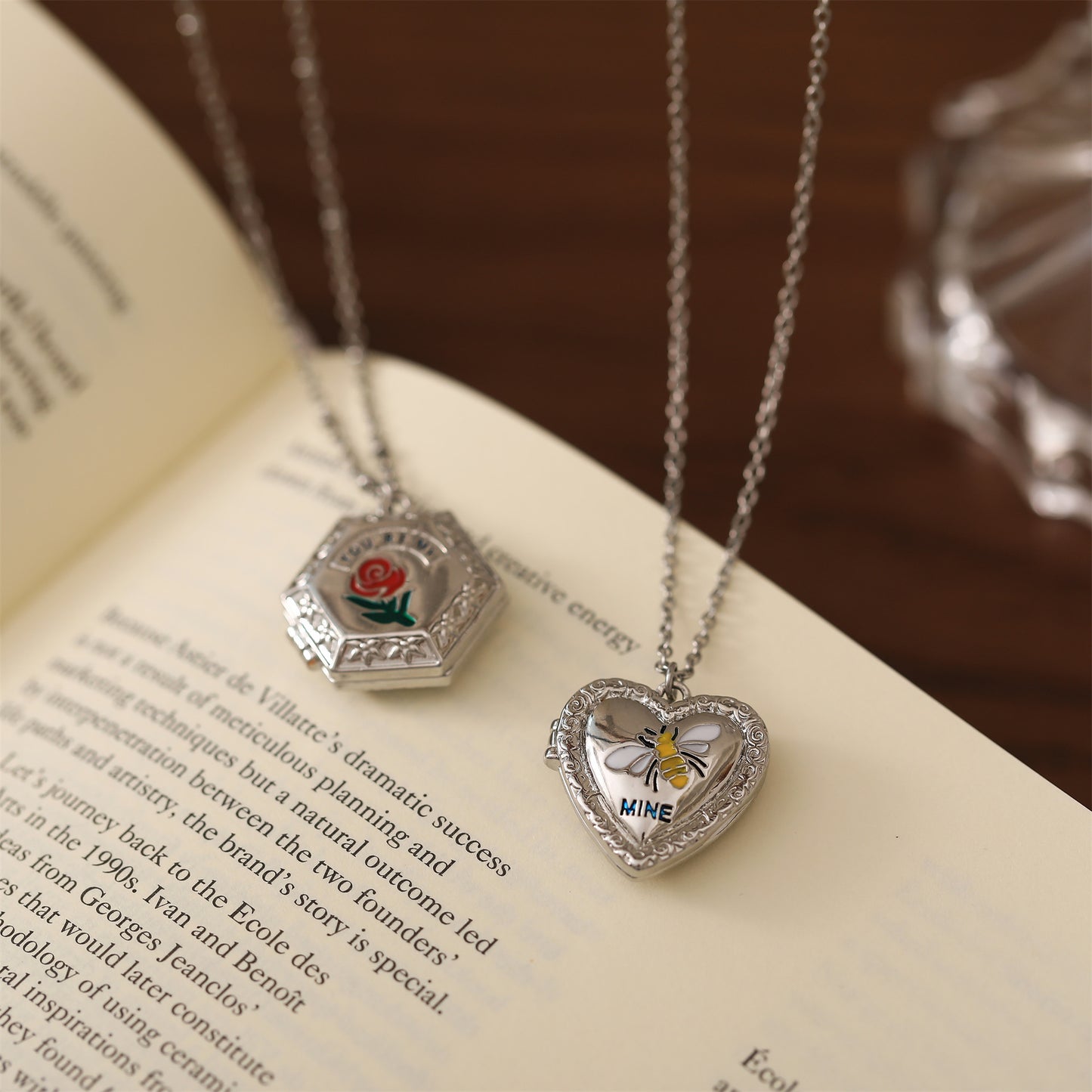 Y2K Locket Pendant Necklace