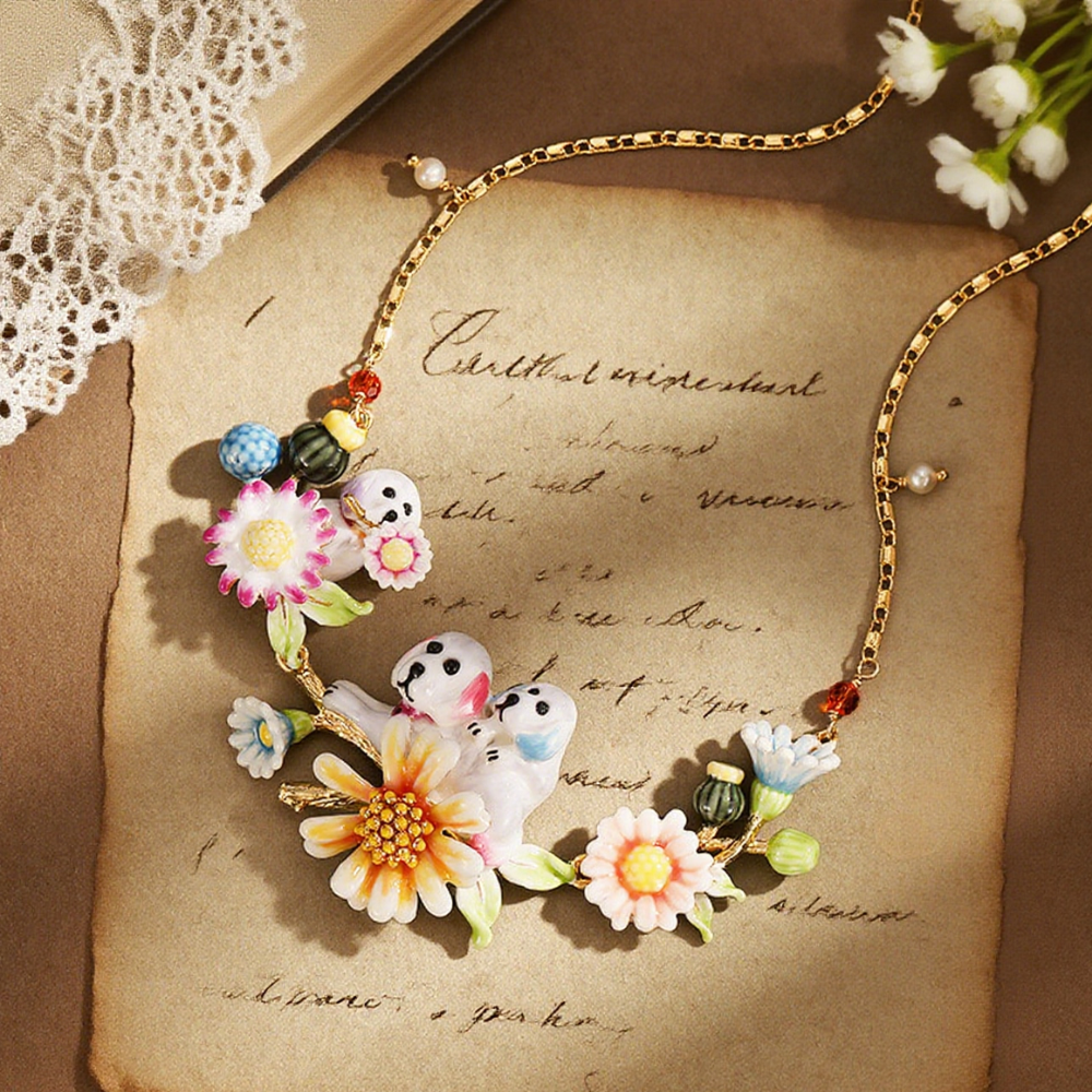 Dog Daisy Necklace