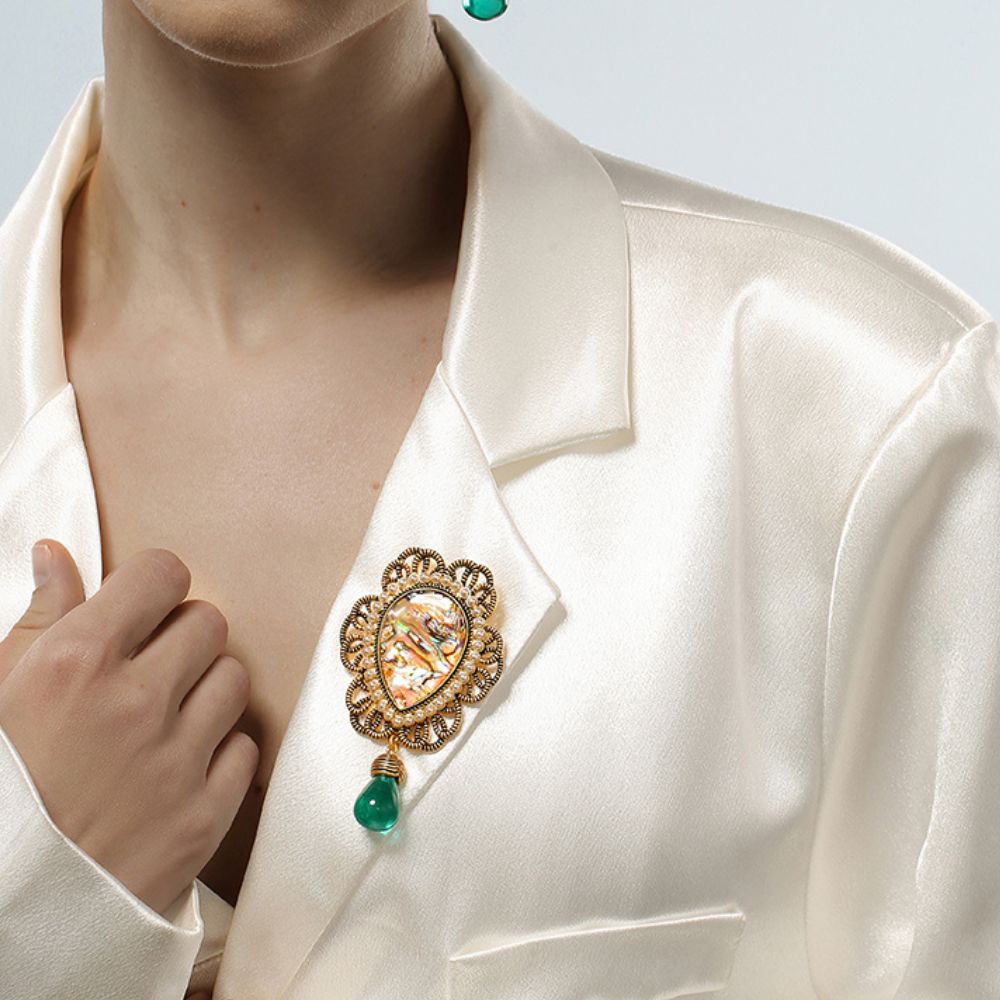 Vintage Teardrop Brooch