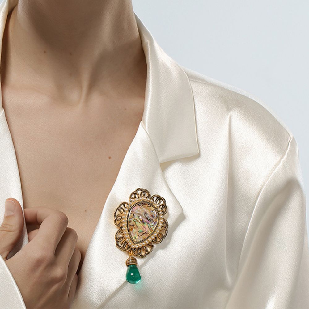 Vintage Teardrop Brooch