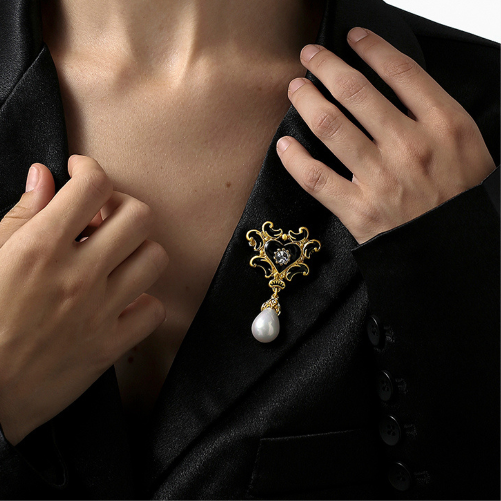 Vintage Noir Brooch