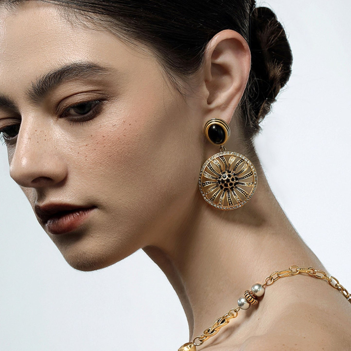 Vintage Sunflower Radiance Earrings