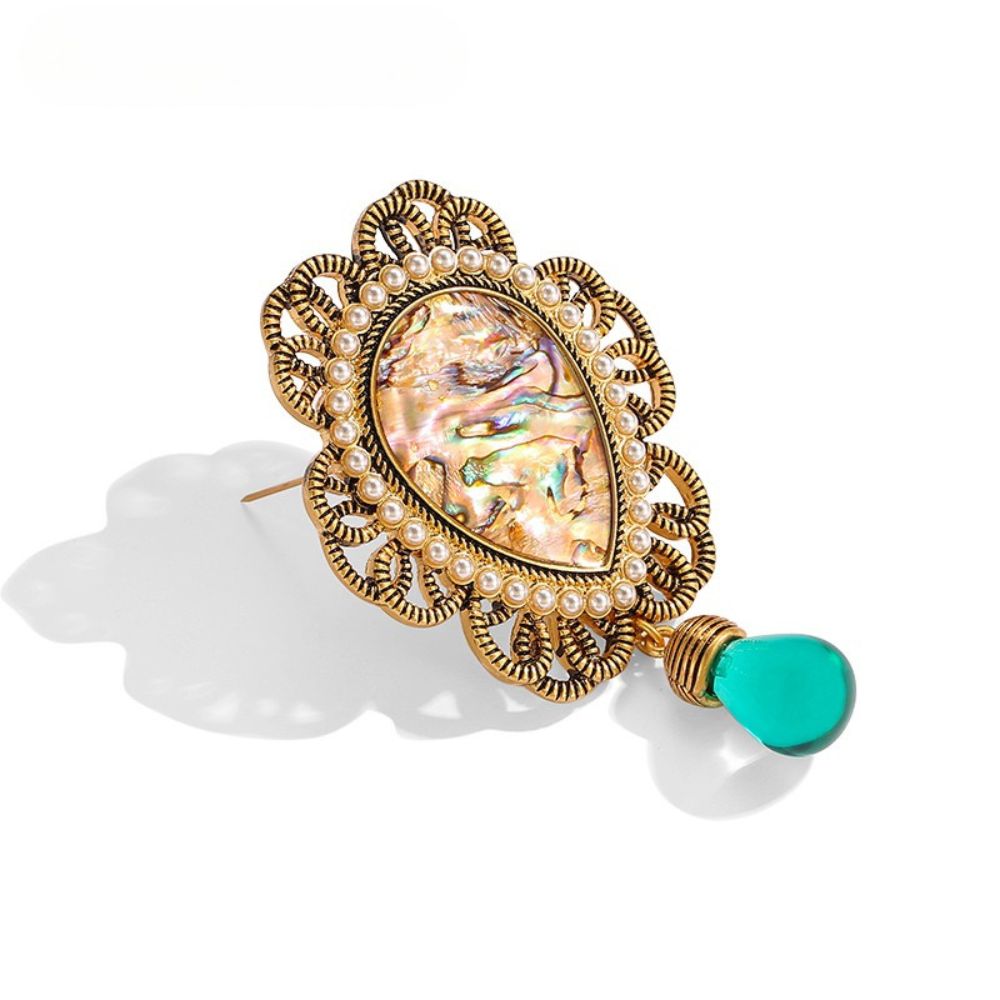 Vintage Teardrop Brooch