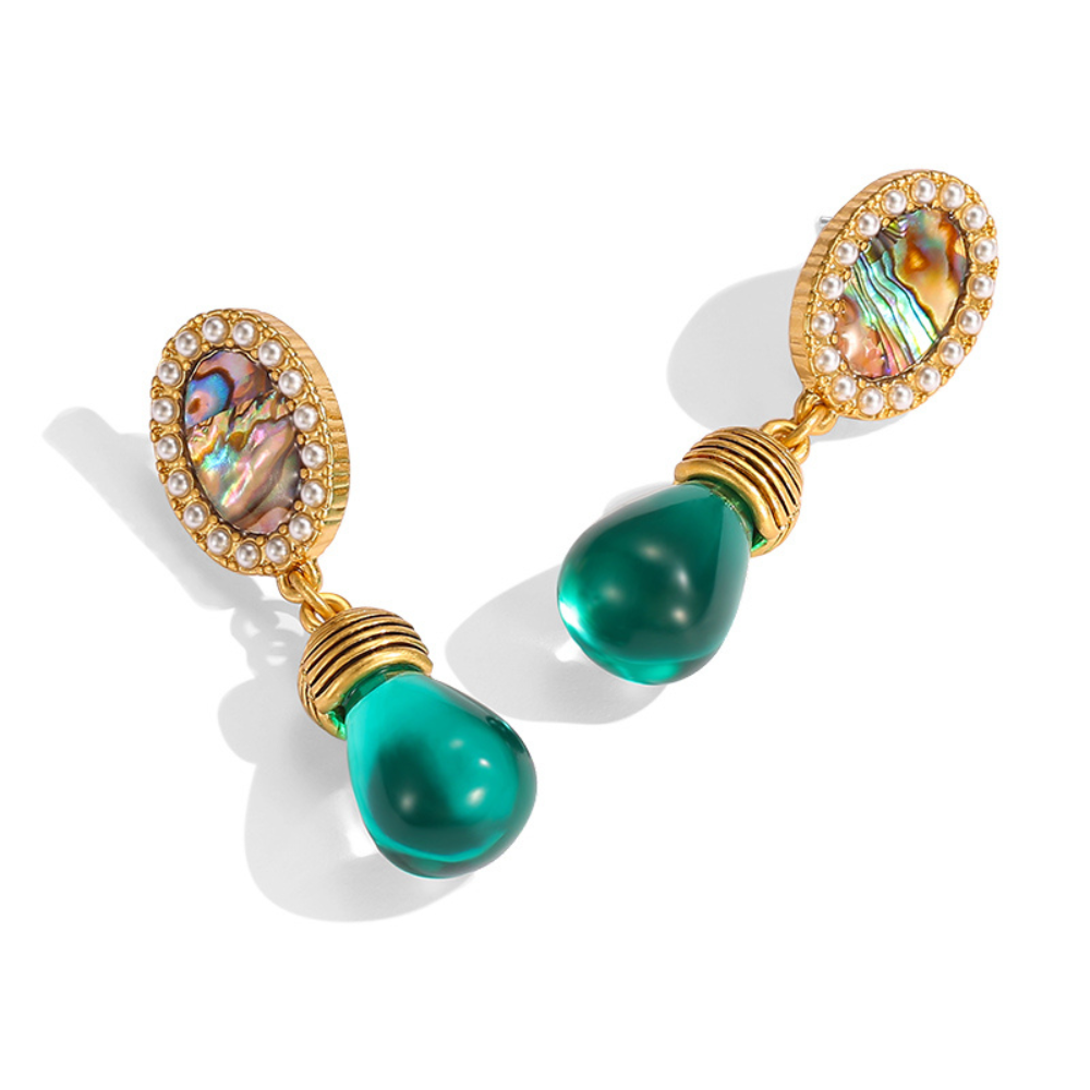 Vintage Emerald Glow Drop Earrings