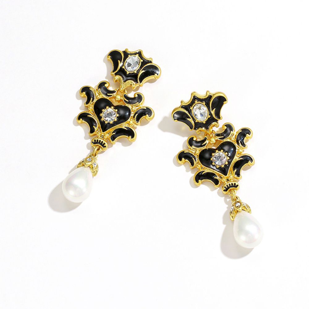 Vintage Noir Drop Earrings