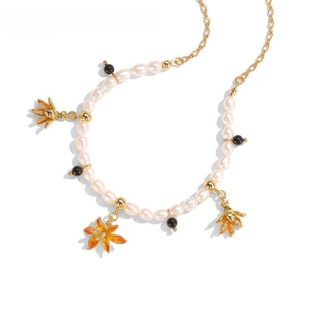 Blackberry Lily Pearl Necklace