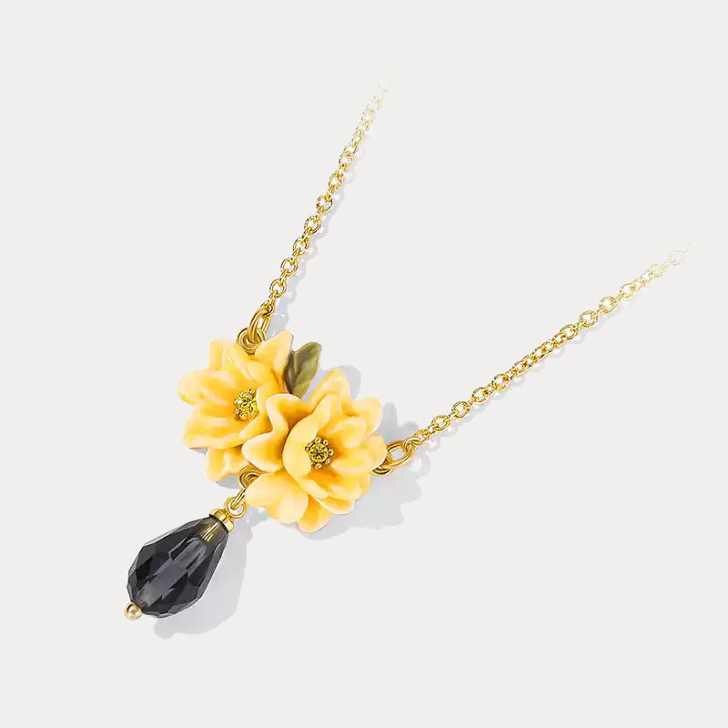 Gardenia Necklace