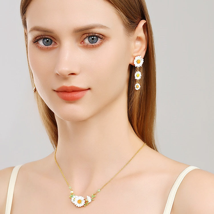 Daisy Drop Earrings