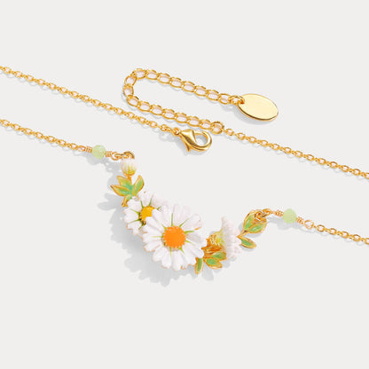 Daisy Pendant Necklace