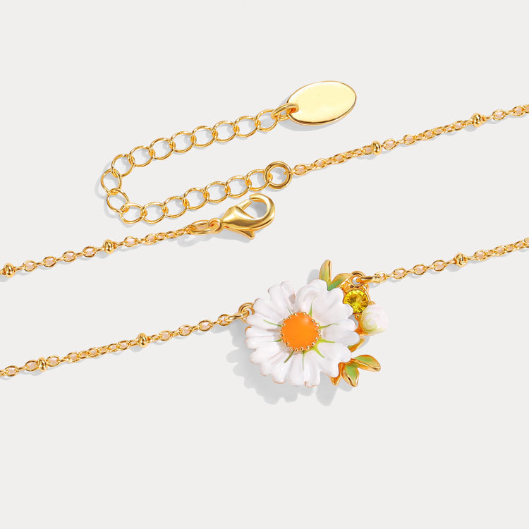 Daisy Necklace