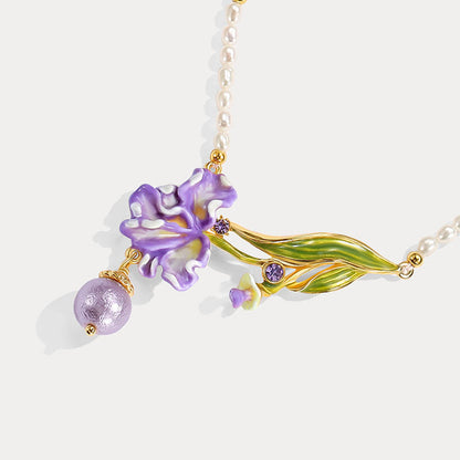 Iris Flower Pearl Necklace