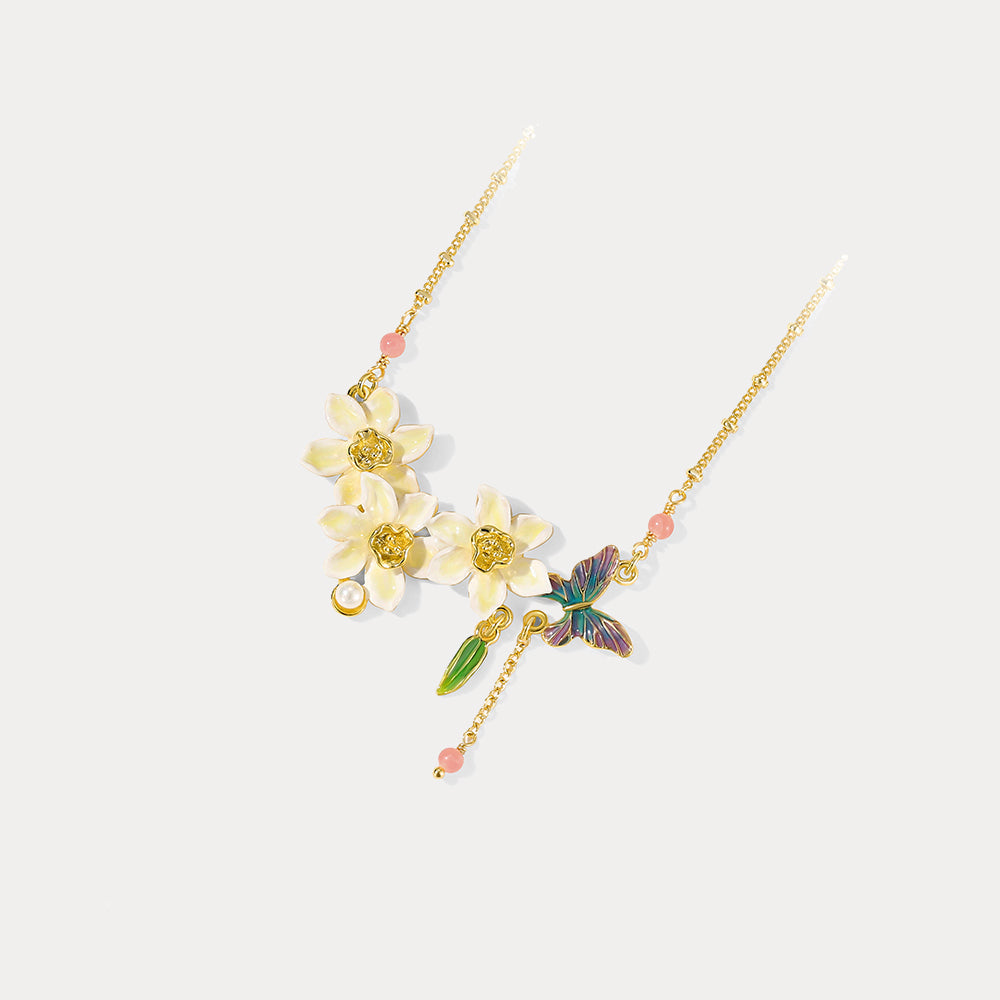 Daffodils Necklace With Butterfly