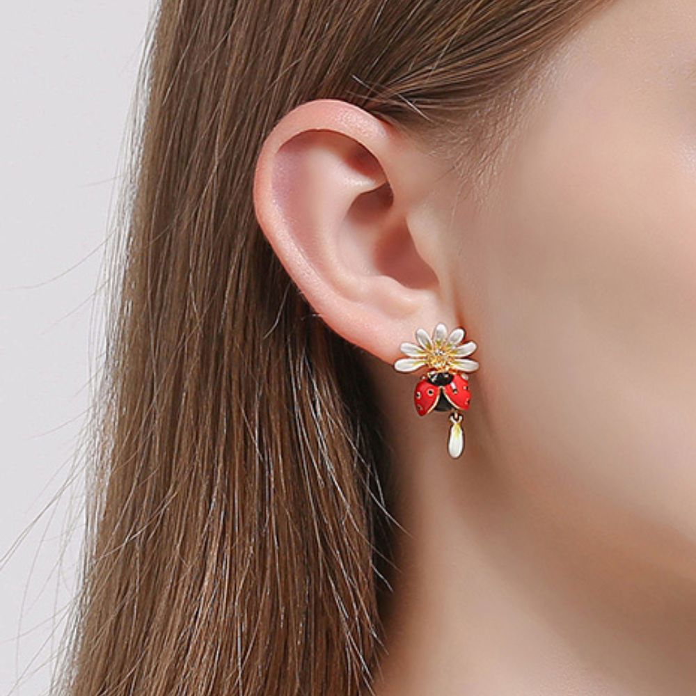 Daisy & Ladybug Earring