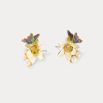 Daffodils Stud Earrings With Butterfly