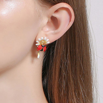 Daisy & Ladybug Earring