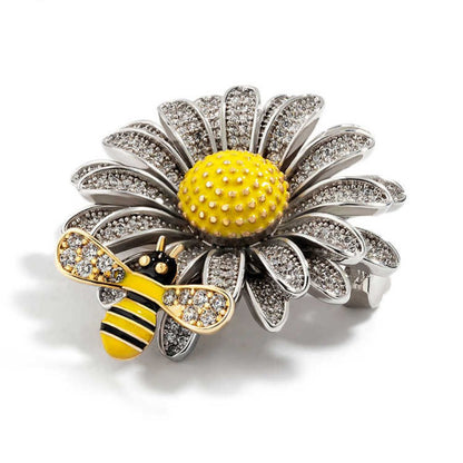 Diasy & Bee Brooch