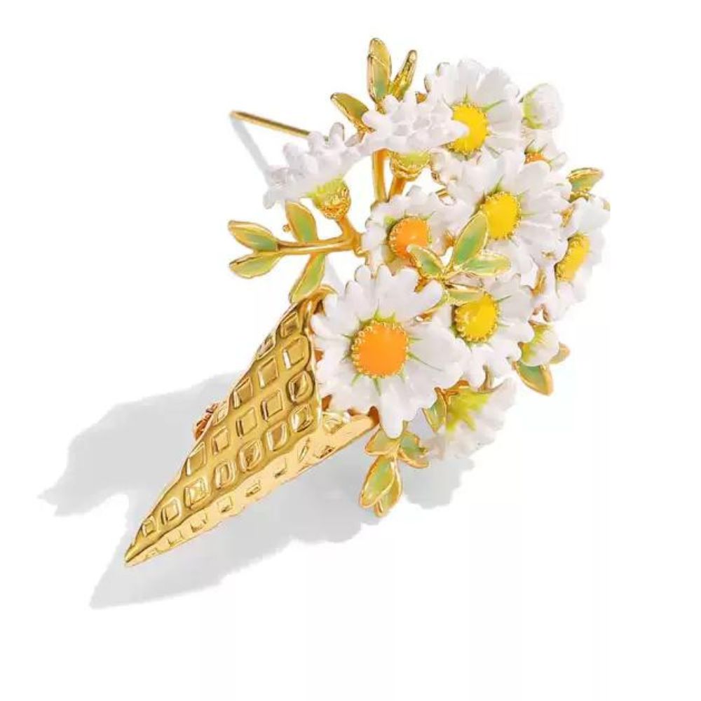 Daisy Brooch