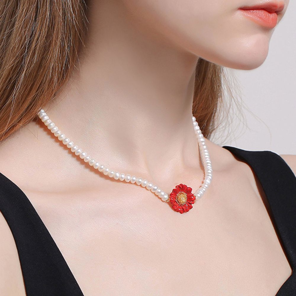 Red Daisy Pearl Necklace