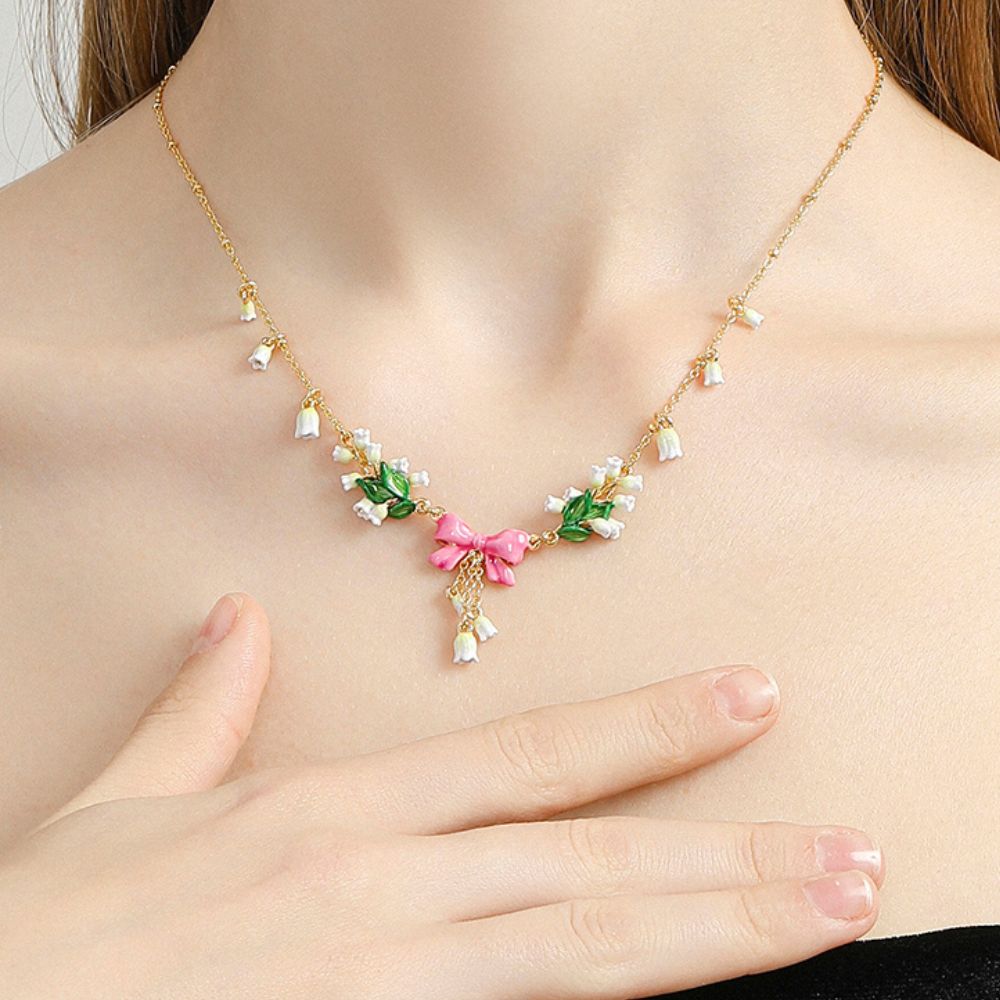 Lily Of The Valley Bowknot Necklace