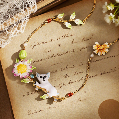 Dog Daisy Necklace