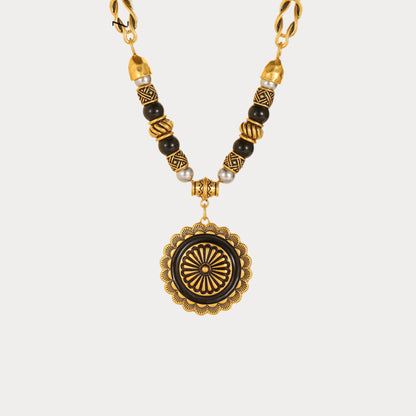 Vintage Sunflower Radiance Necklace