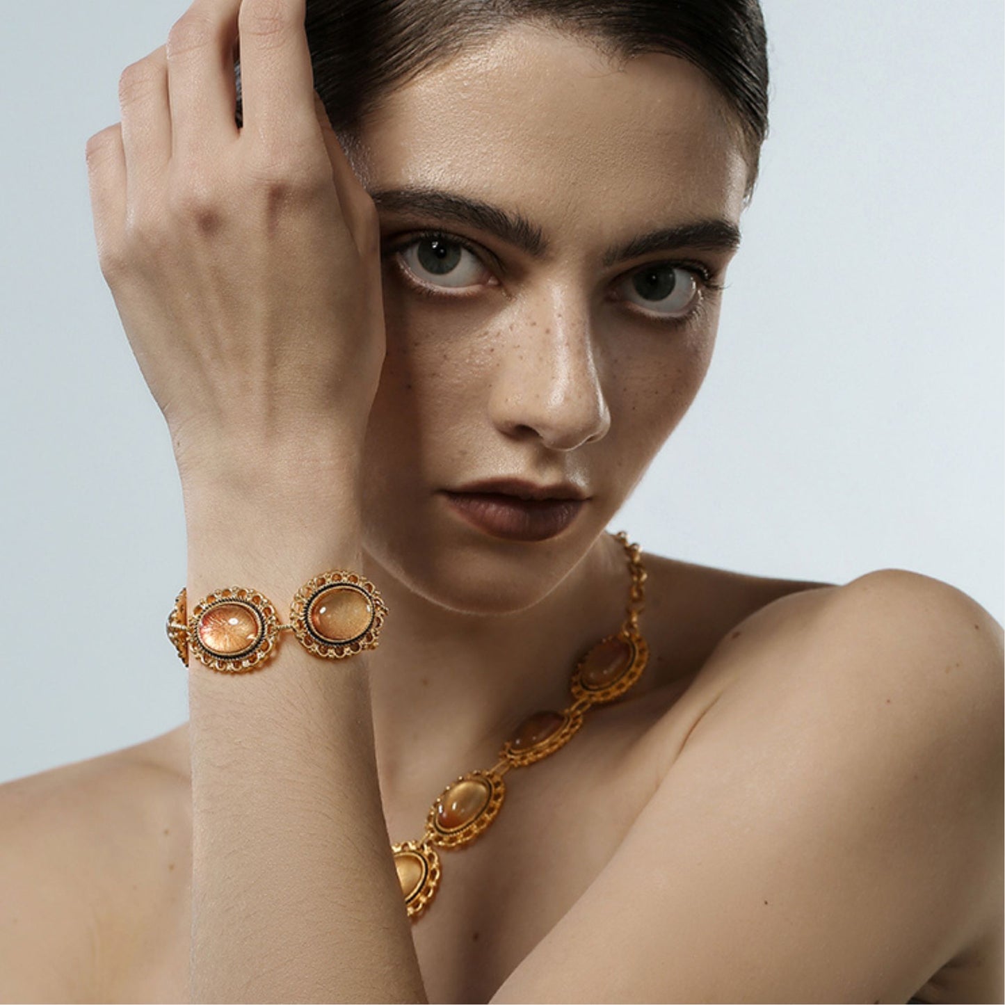 Vintage Lustrous Glazed Orb Bracelet