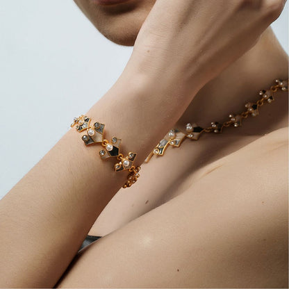Vintage Petal Pearl Bracelet