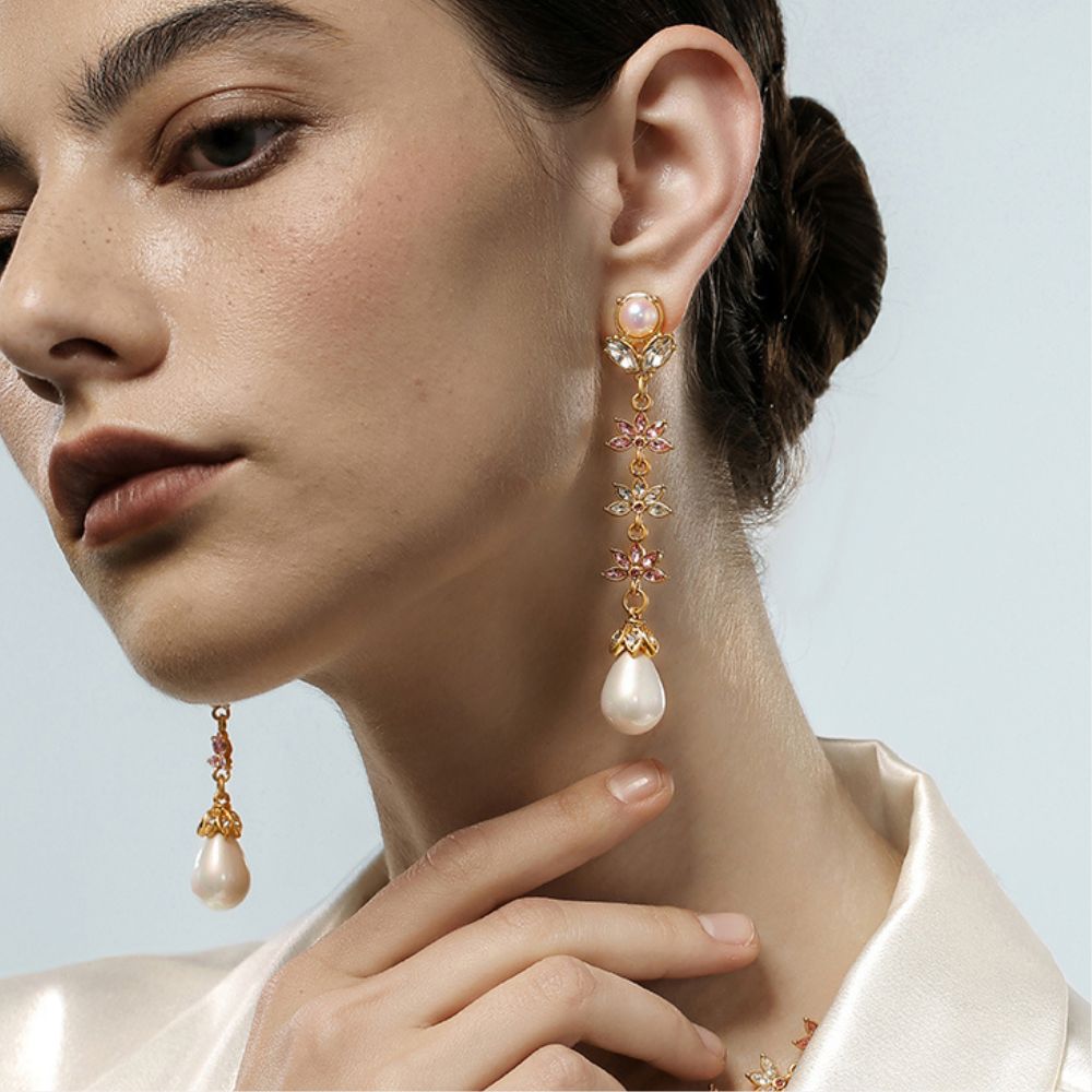 Vintage Pearl Dangle Earrings