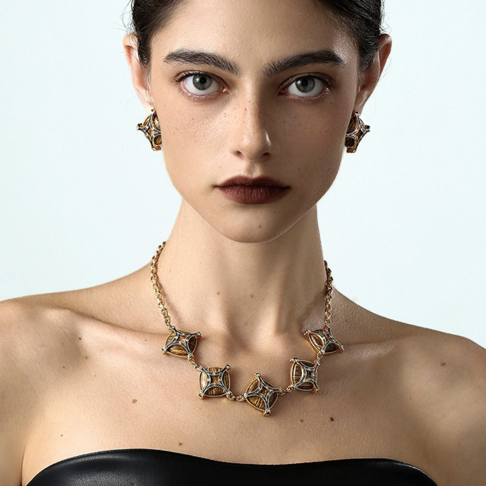 Vintage Cross Lattice Chrysoberyl Necklace