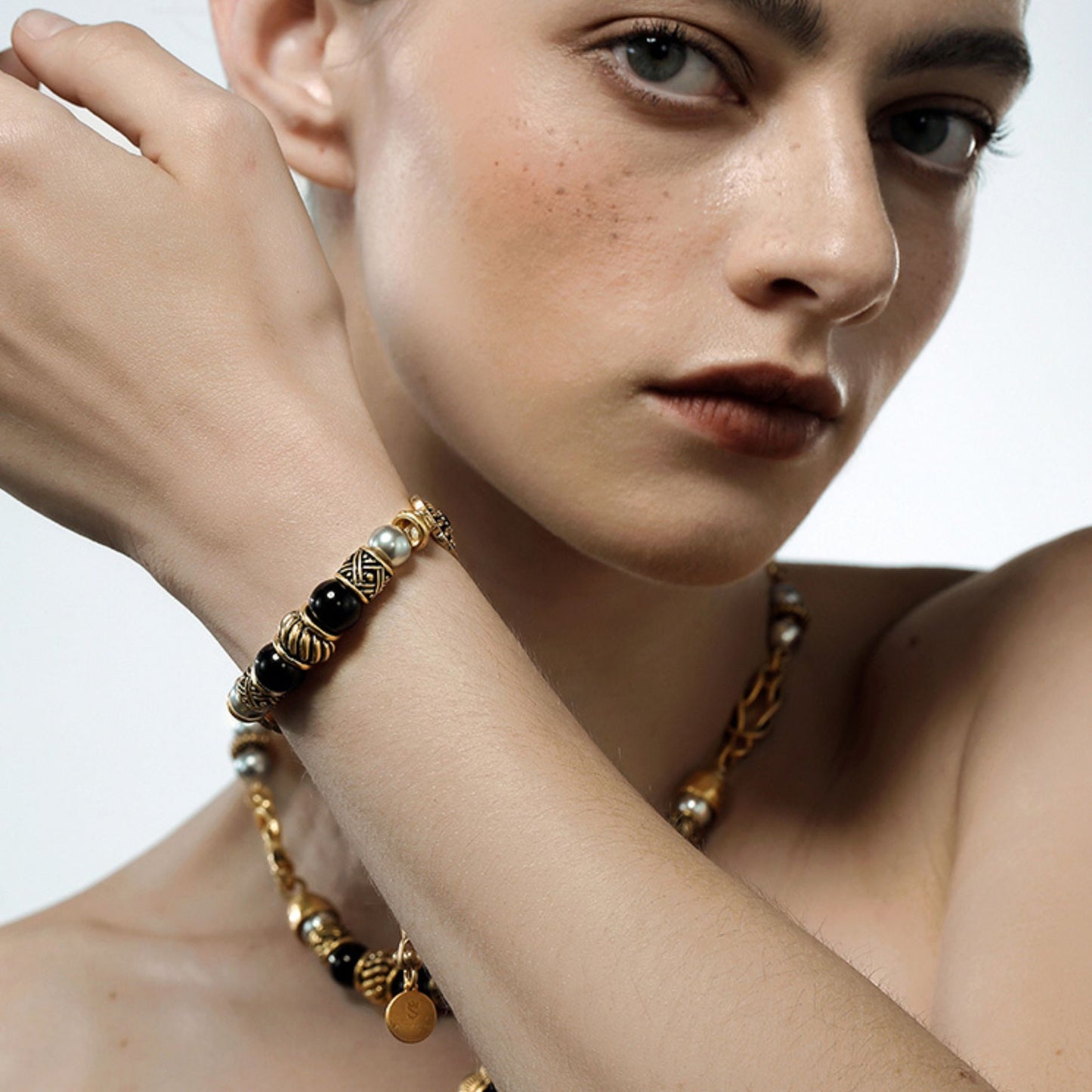 Vintage Sunflower Radiance Bracelet
