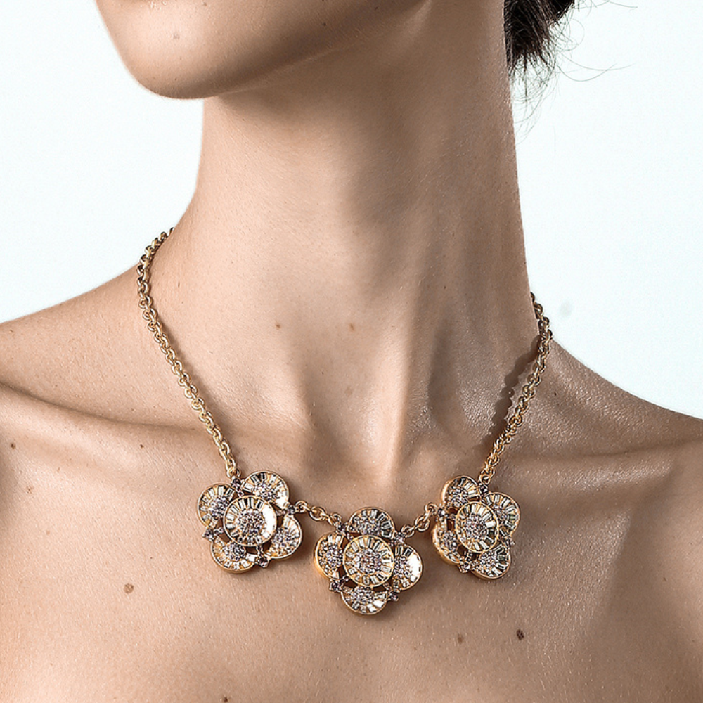 Vintage Radiant Clover Necklace