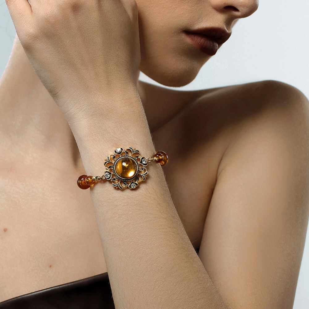 Vintage Amber Radiance Bracelet