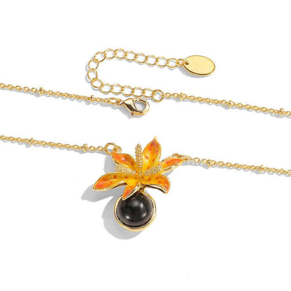 Blackberry Lily Necklace