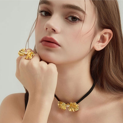 Gold Ginkgo Leaf Ring