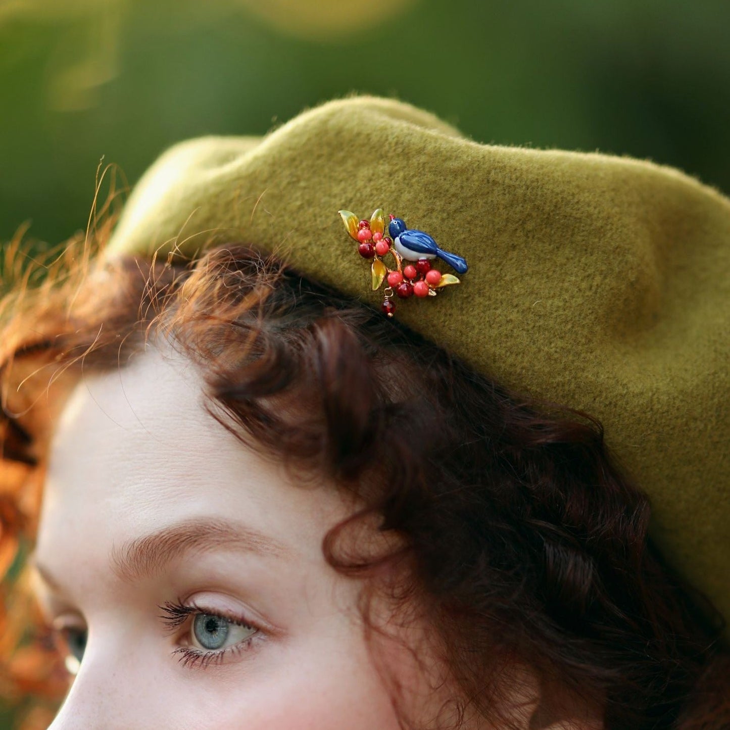 Magpie Berry Brooch