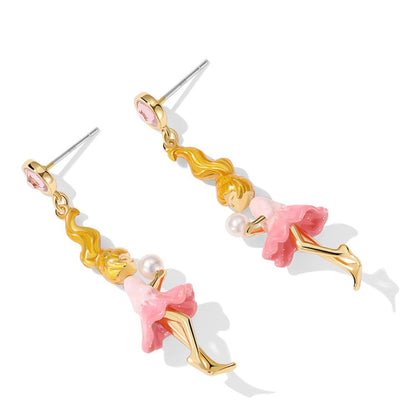 Dancing Girl Pearl Earrings