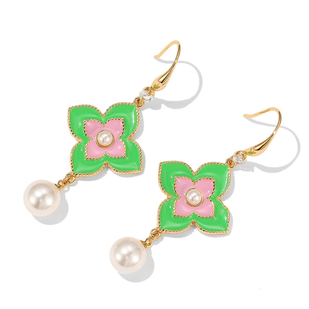 Four-Leaf Clover Pearl Earrings