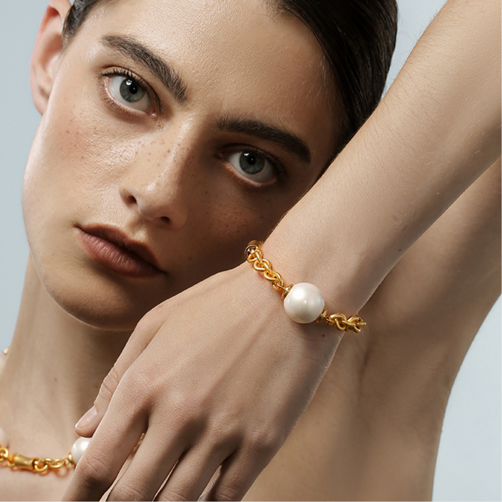 Vintage Golden Orb Chain Bracelet