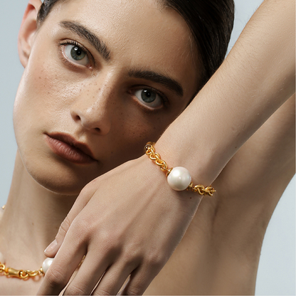 Vintage Golden Orb Chain Bracelet
