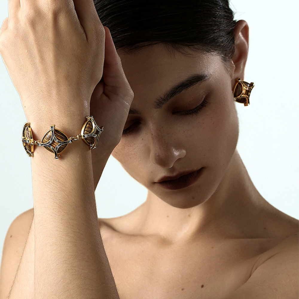 Vintage Cross Lattice Chrysoberyl Bracelet