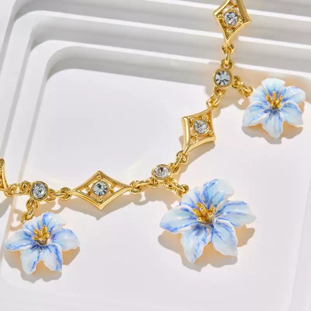 Tulip Necklace