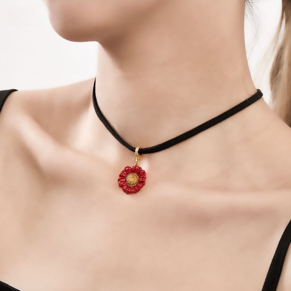 Red Daisy Pendant Choker