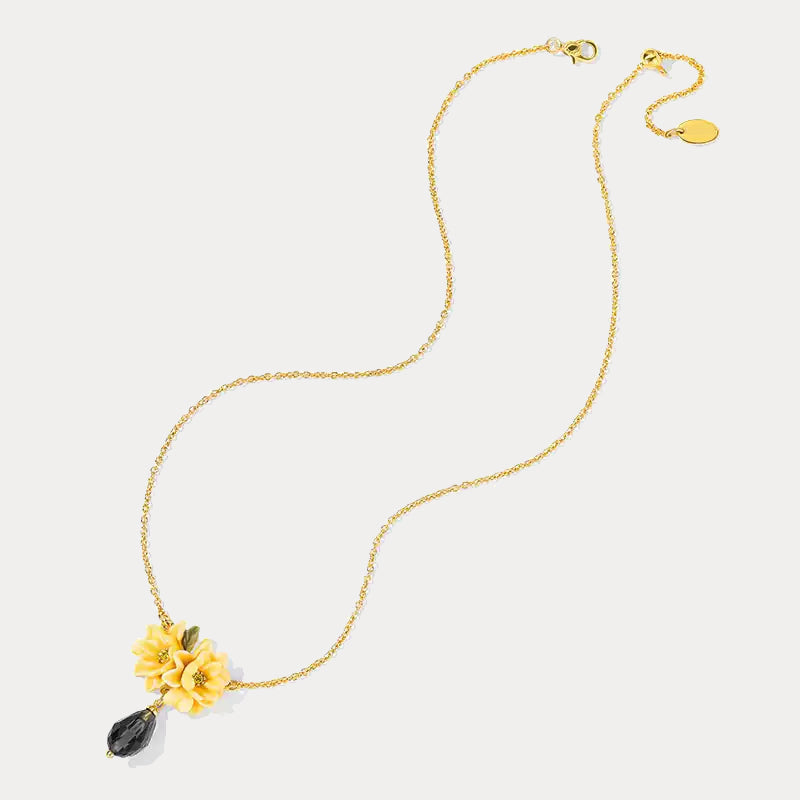 Gardenia Necklace