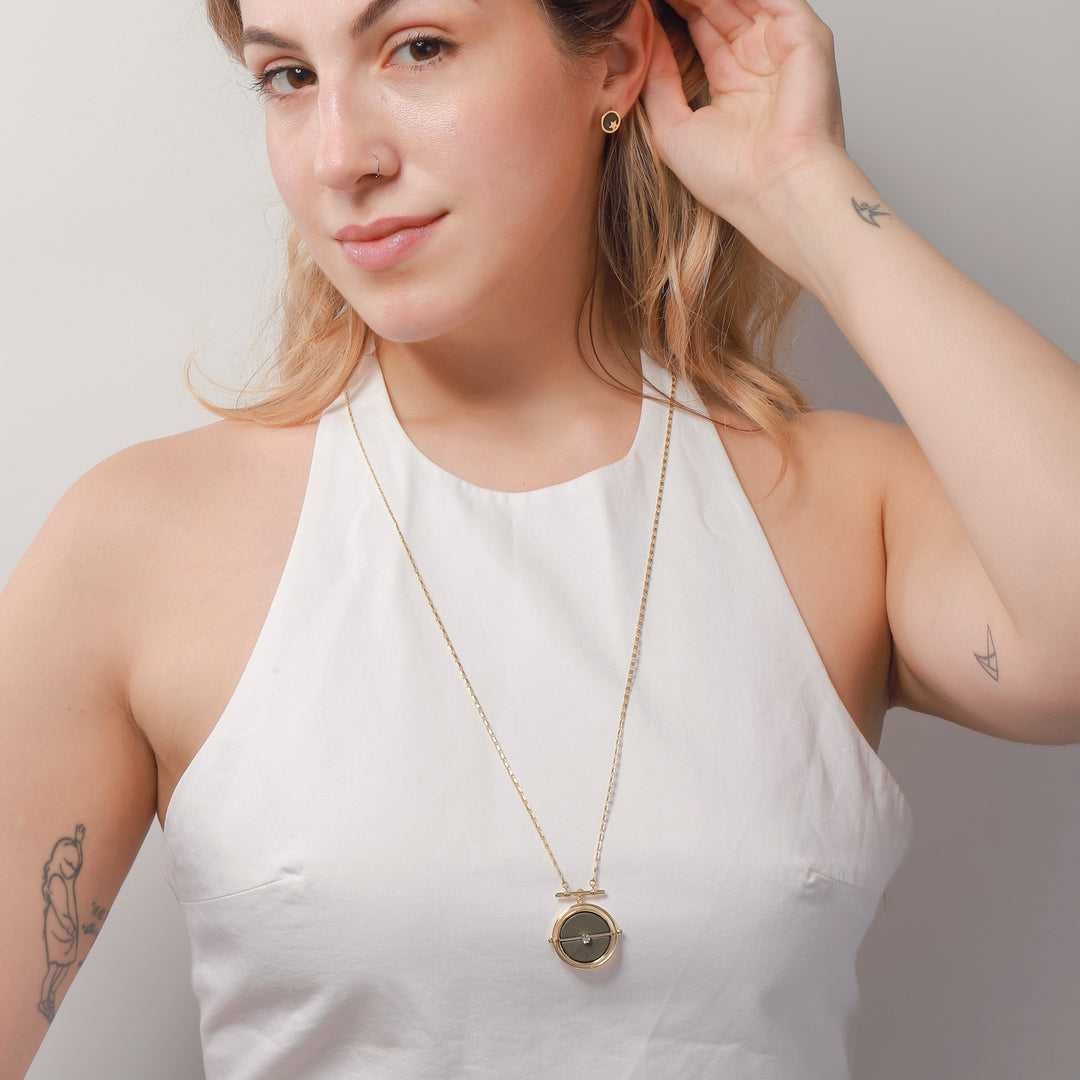 Venus Necklace