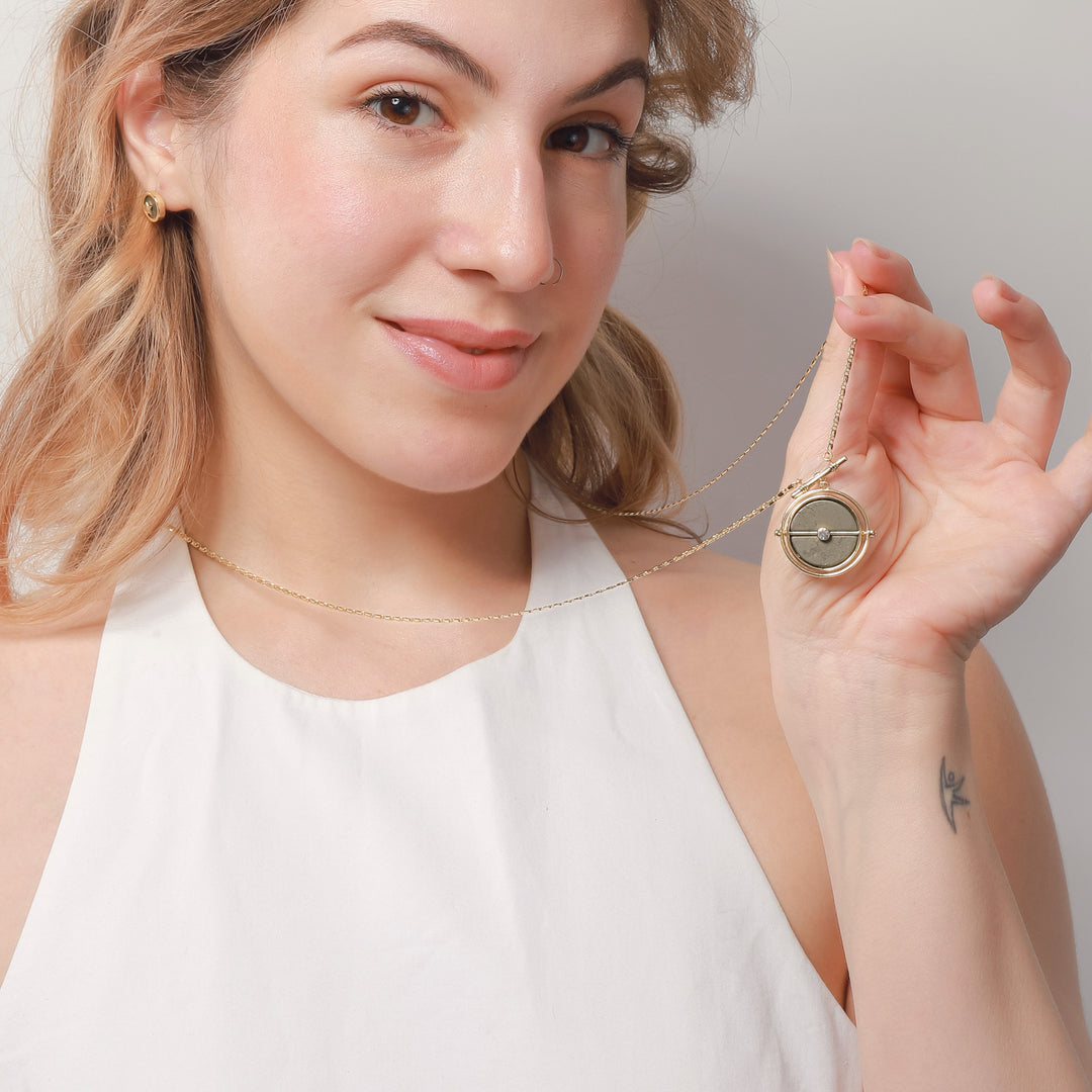 Venus Necklace