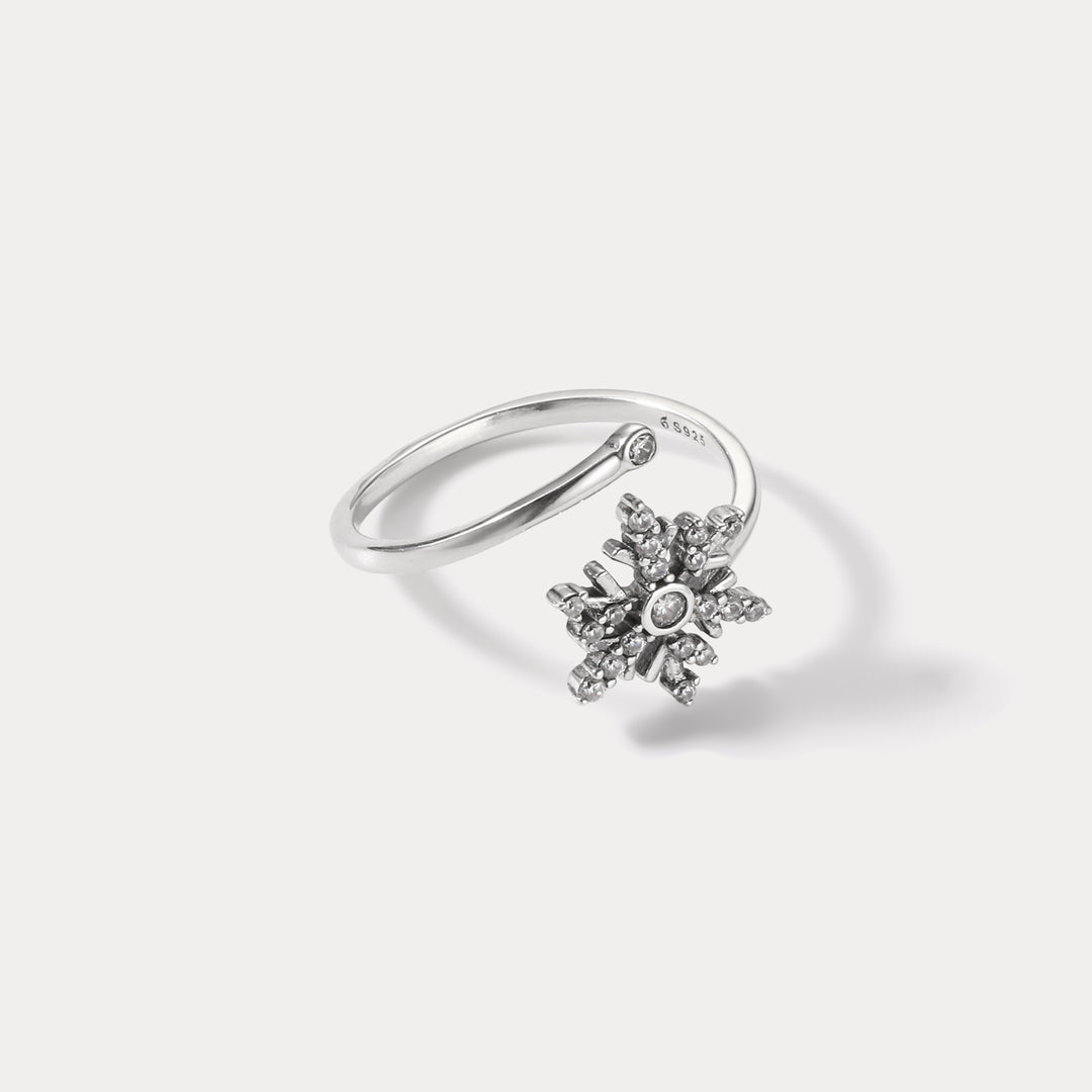 Silver Snowflake Ring