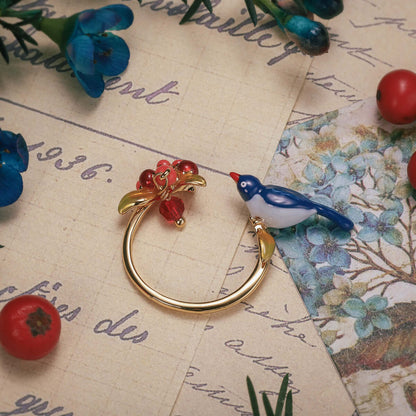 Magpie Berry Ring