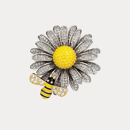 Diasy & Bee Brooch