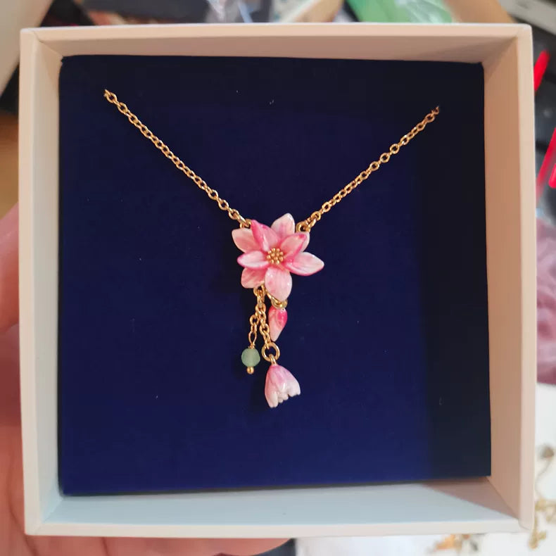 Magnolia Necklace