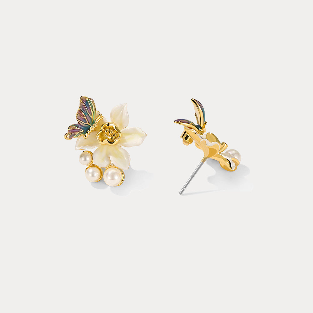 Daffodils Stud Earrings With Butterfly